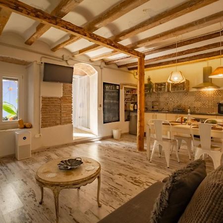 Apartamento En El Corazon De Tarragona. Planta Baja Con Patio. Extérieur photo