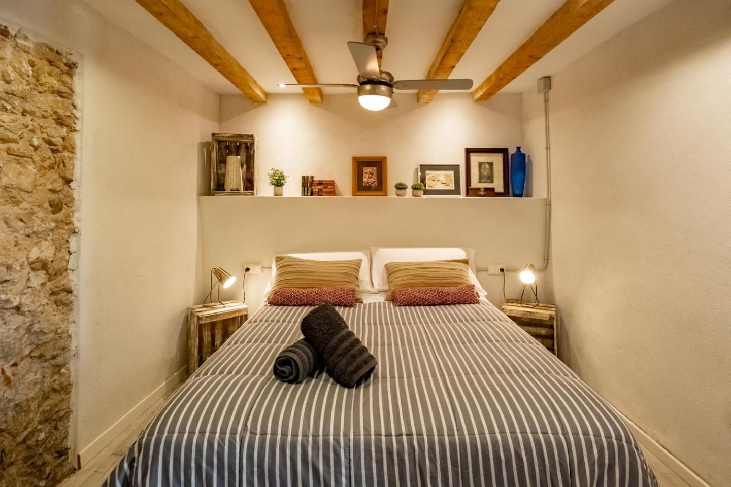 Apartamento En El Corazon De Tarragona. Planta Baja Con Patio. Extérieur photo