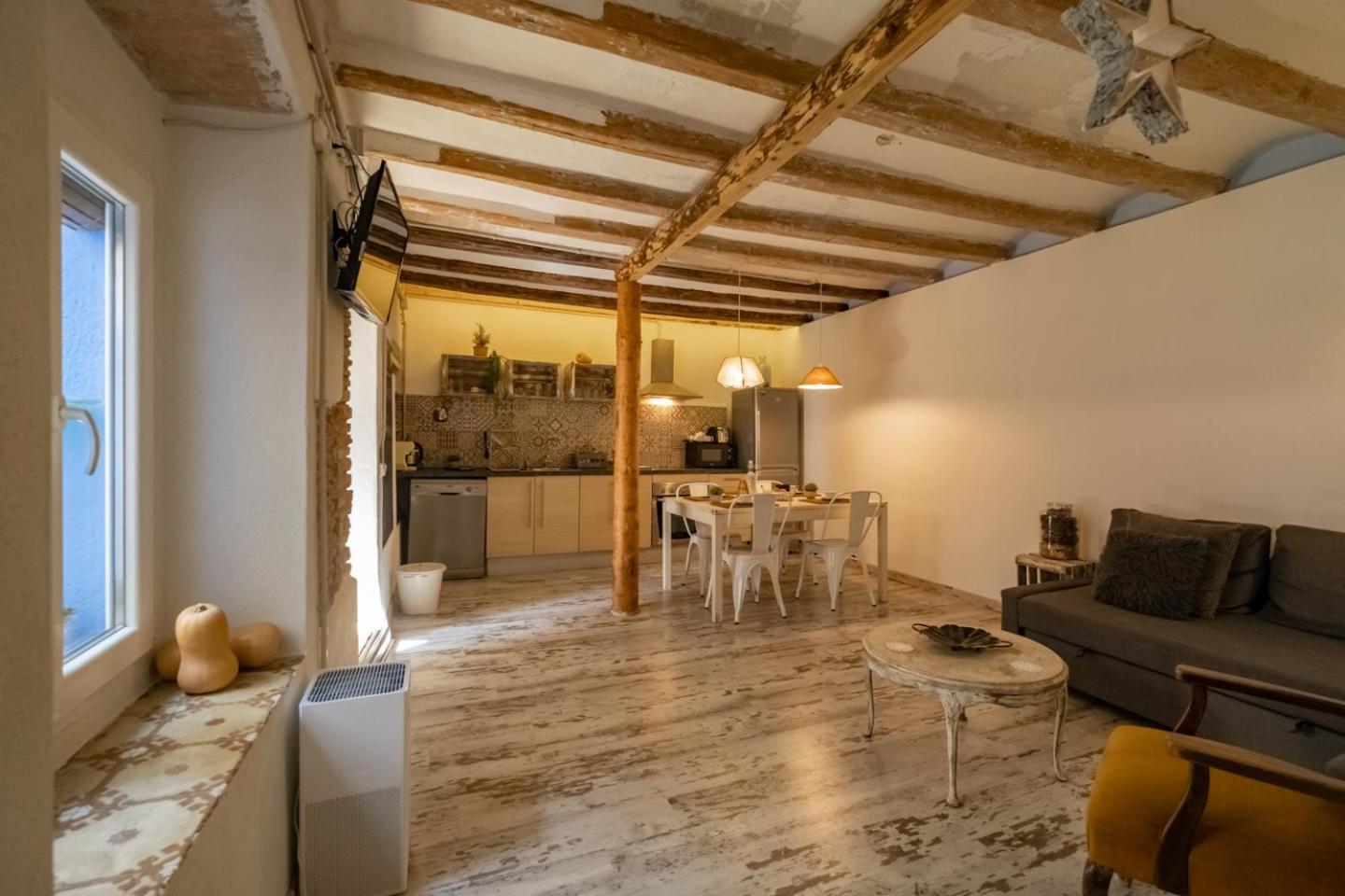 Apartamento En El Corazon De Tarragona. Planta Baja Con Patio. Extérieur photo