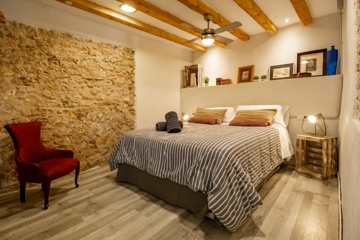 Apartamento En El Corazon De Tarragona. Planta Baja Con Patio. Extérieur photo