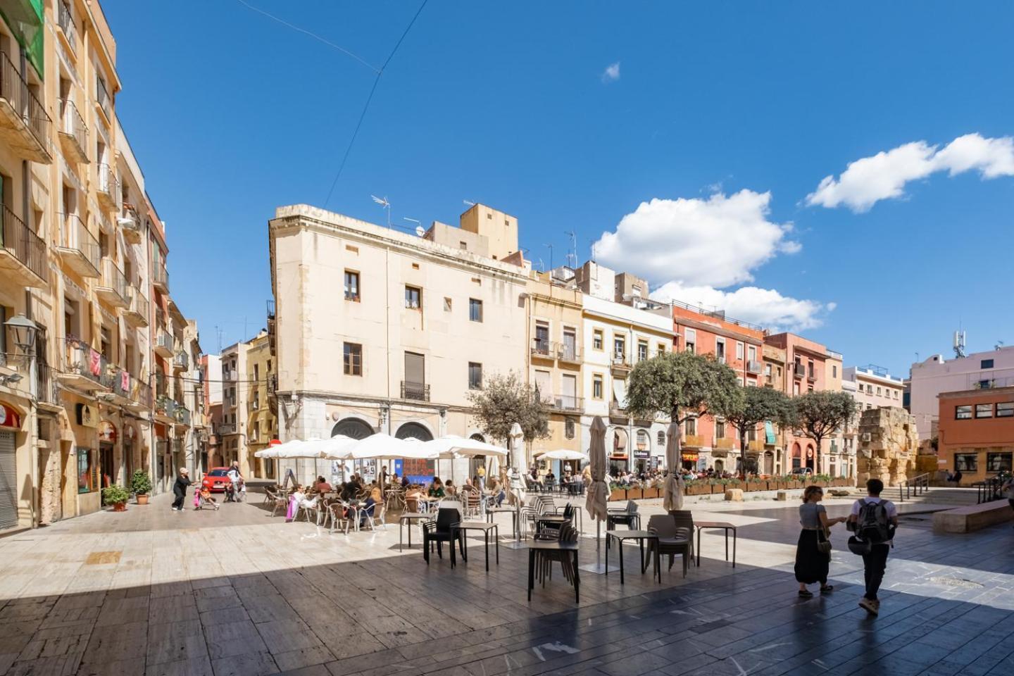 Apartamento En El Corazon De Tarragona. Planta Baja Con Patio. Extérieur photo