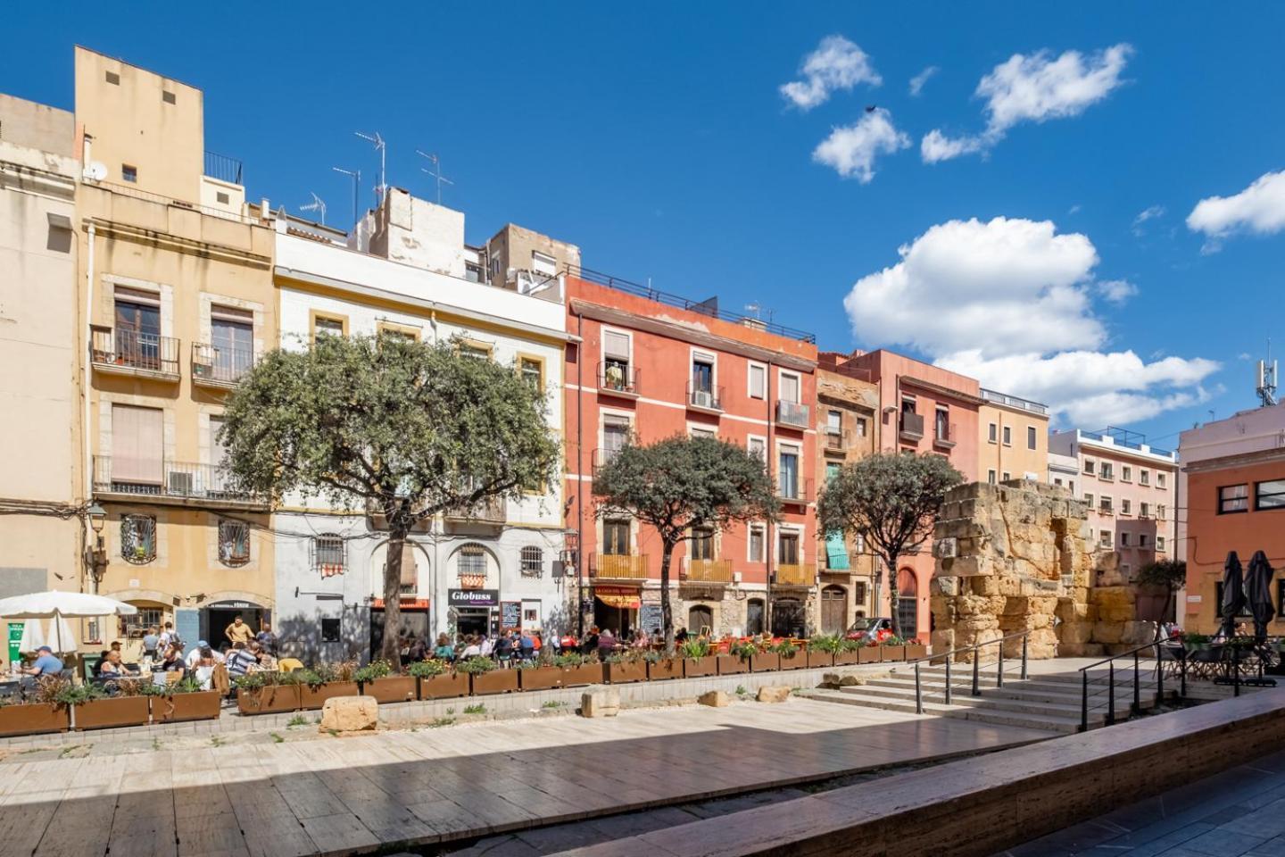 Apartamento En El Corazon De Tarragona. Planta Baja Con Patio. Extérieur photo
